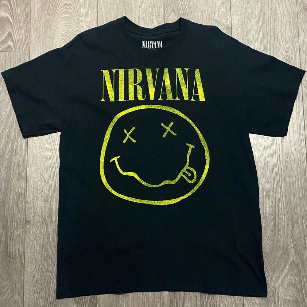 Nirvana 2017 Smiley Face T-Shirt Large